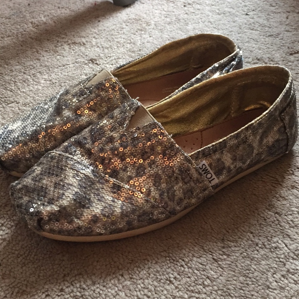 Sequin leopard print Toms